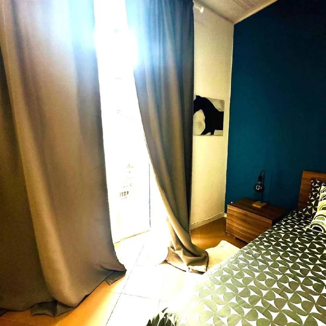 Sicilian Vibes Rooms With Suite Aeroporto di Catania Fontana Rossa Italia