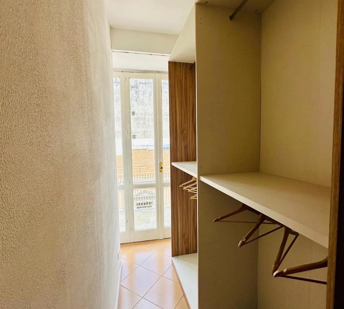Sicilian Vibes Rooms With Suite Aeroporto di Catania Fontana Rossa